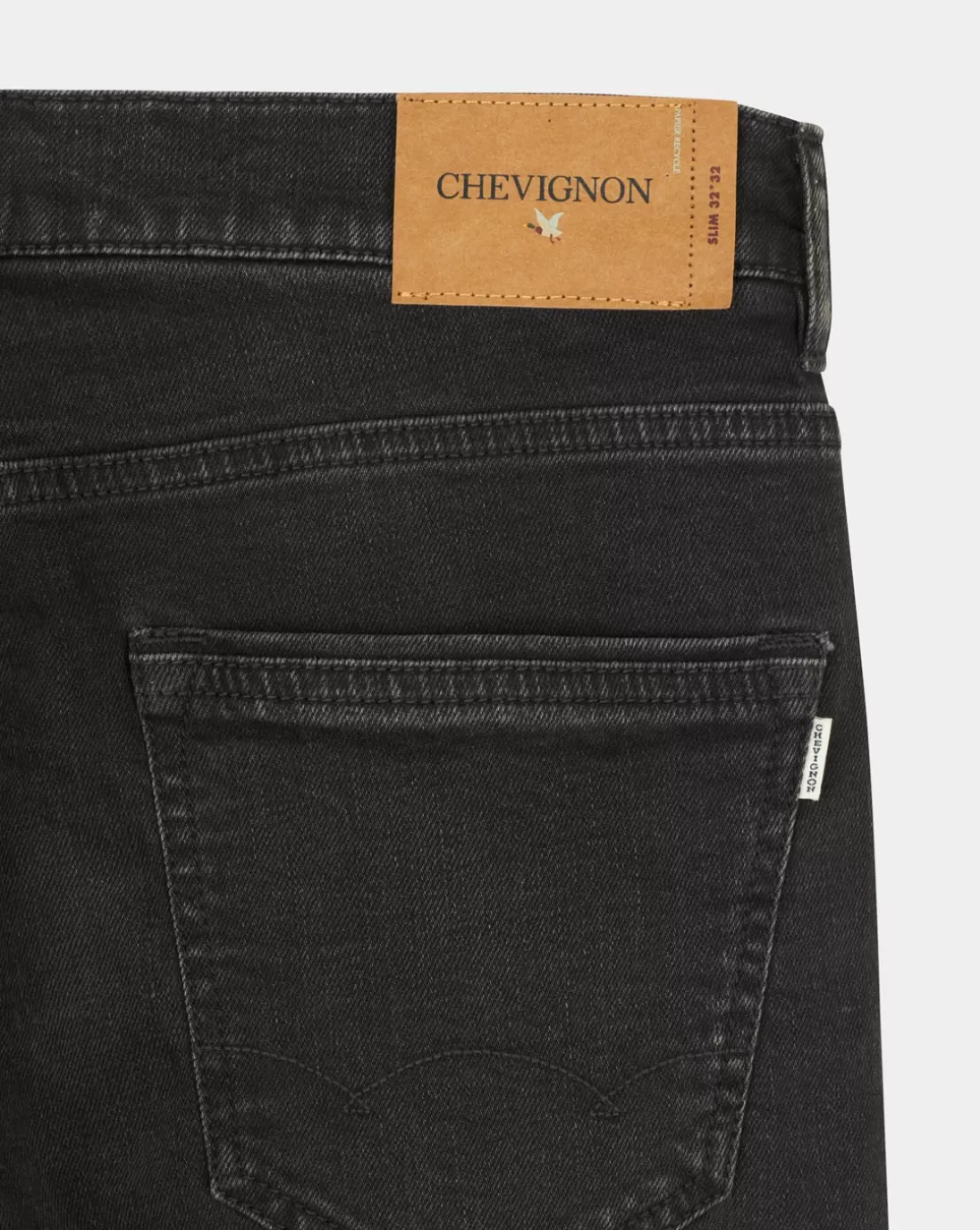 Chevignon Pantalon Denim Grey Jean Eco-Responsable Coupe Ajustee